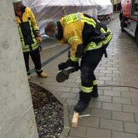 Person im Aufzug 2.jpeg